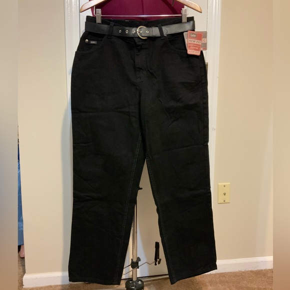 Lee Relax Fit Straight Leg Black Jeans Petite 12 NWT - Picture 2 of 10